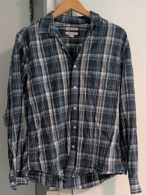 Amazon Essentials Blue and White Plaid Button-Down Shirt